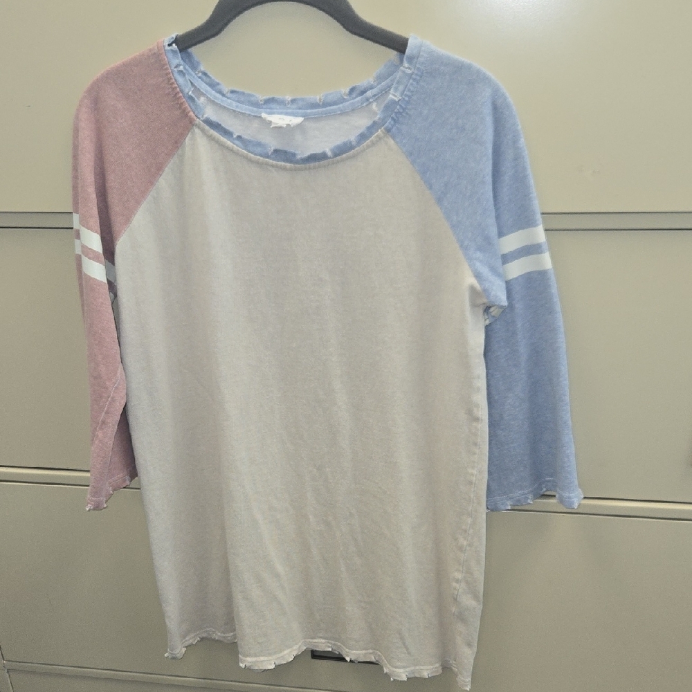 POL Light Blue and Gray Top💙